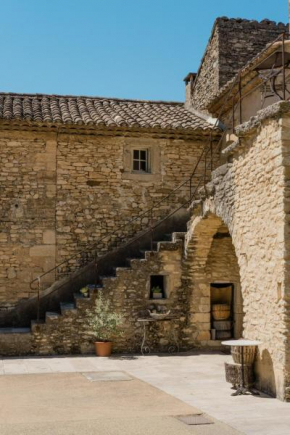 Gite dans un Mas Provençal avec Jacuzzi
